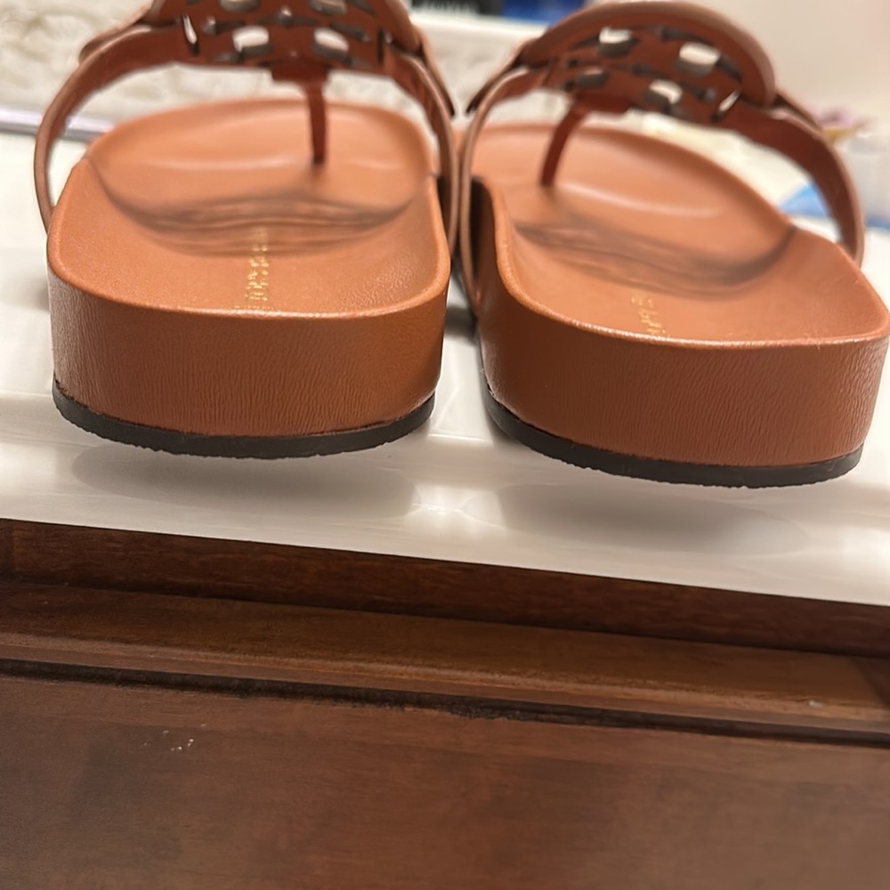 NWOT Tory Burch Sandals - Picture 5 of 7